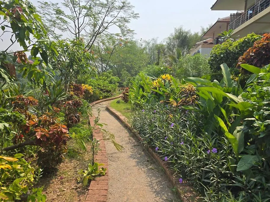 Apartment #5 Appartement Meuble + Piscine. Luang Prabang Laos