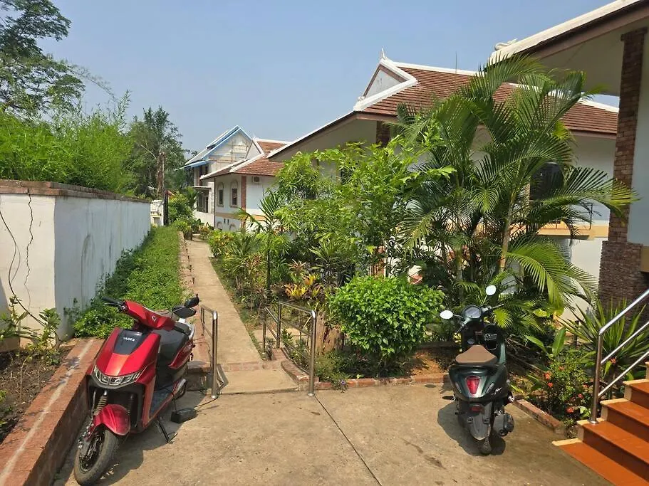 #5 Appartement Meuble + Piscine. Luang Prabang